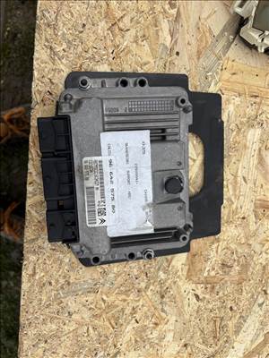 Citroën C4 I motorvezérlő  9664257580