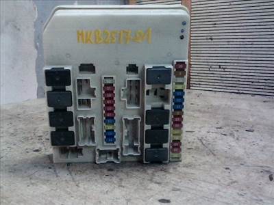 RENAULT MODUS 04.09.01-08.03.31 Biztosítéktábla BCM BSI BSM SAM GEM modul Utastér