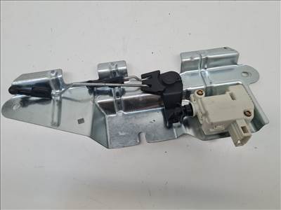 Volkswagen Bora csomagtérajtó zárszerkezet (28072) 1j0827425f