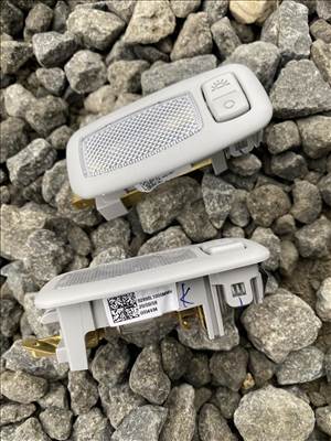 Hyundai Tucson (NX4) Utastér világítás kapcsoló 