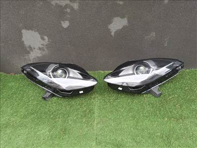 Jaguar F-Type fényszóró  89908182