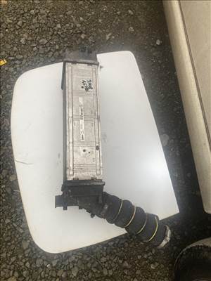 Peugeot 5008 1,6 Hdi intercooler 9684212480