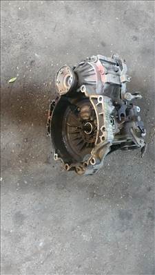 Volkswagen Golf IV 2002 Golf4 váltó kód: ERT 1.4 Benzin  ert09100