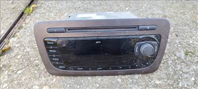 Seat Ibiza IV cd-s rádió kódjával eladó 6j1035153g