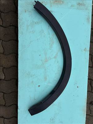 Volvo XC40 Jobb hátsó sárvédő díszléc 31448329