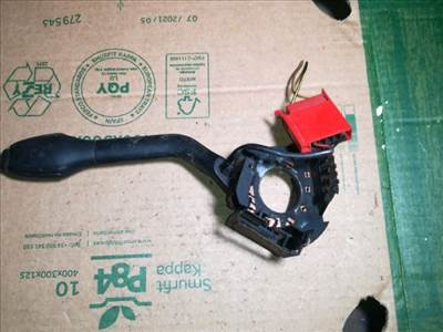 Volkswagen Polo III Jobb Kormánykapcsoló Ablaktörlő *82747* vw-bk701408008 vw-6n0953503ad