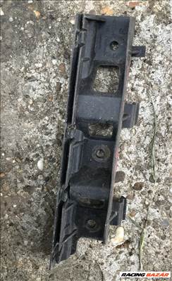 Volkswagen Passat B6 3C / jobb első lökhárító tartó 3c0807184