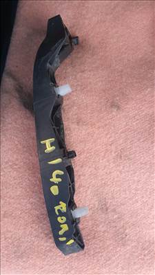 2016 Hyundai i40 jobb oladali első lökháritó tartó