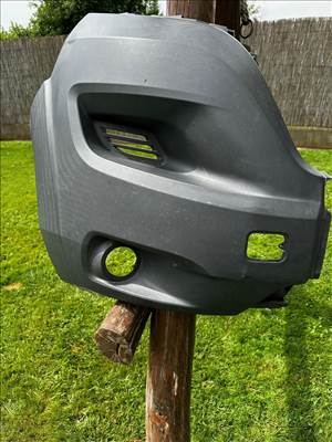 Fiat Ducato 2016 bontott Jobb első lökhárítót - 15.000 Ft         Fiat Ducato II bontott alkatrészei