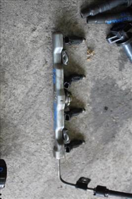 Toyota Corolla (E120/E130) Injektorhíd 0280156019