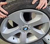  5x120 lyukosztású 19" használt (gyári felni) alufelni, rajta 235/35 új Tracmax nyári gumi gumi 