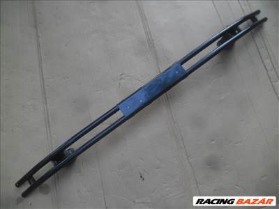 Suzuki Swift III hátsó lökhárító merevítő