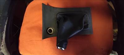 Toyota Corolla (E120/E130) Váltó szoknya