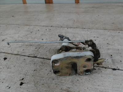 KIA K2500 Jobb első ajtó zárszerkezet mechanikus