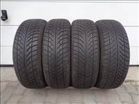 Goodyear 205/65R16 téli gumi 85-95%-os mintával újszerű állapotban eladó.
