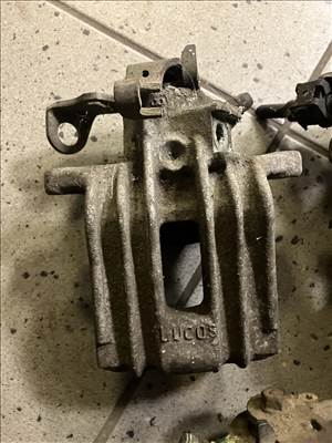 Skoda Fabia hátsó fék nyereg 