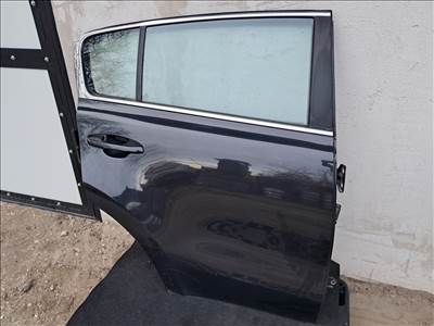 Kia Sportage (QL) Jobb hátsó ajtó 