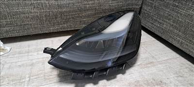 Tesla Model 3, Tesla Model Y fényszóró  151495200d