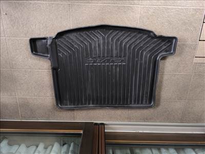 Honda Civic csomagtertálca