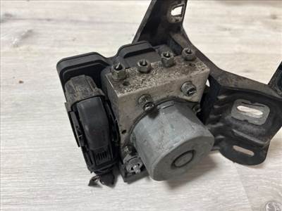 Opel Corsa E OPEL CORSA E ABS Kocka 0265956292