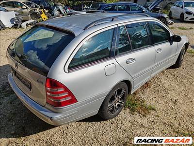R0302 Mercedes W203 C CLass Bontás 