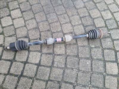 Hyundai i40 jobb első féltengely (motorkód: D4FD) 495013Z350