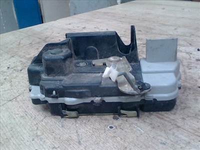 CITROEN XSARA PICASSO -04 Bal hátsó ajtó zárszerkezet központi záras