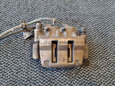 RENAULT MASTER Jobb első Féknyereg Munkahengerrel