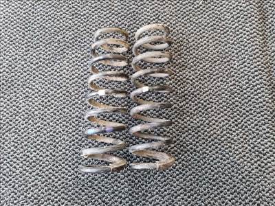 Hyundai i40 hátsó rugópár