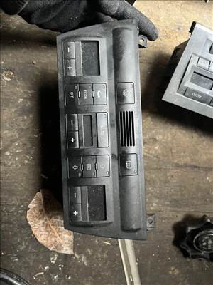 Audi A5 5C Klíma panel 4B0 820 043AG