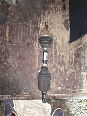 Opel Zafira B 1.9 CDTI féltengely bal