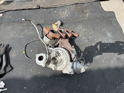 Audi Q3 (8U) AUDI Q3 Turbó gtc1549vz hgr03l253010f