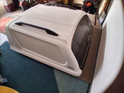 Toyota Hilux Platódoboz