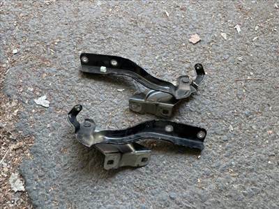 Nissan Pulsar (C13) NISSAN PULSAR Motorháztető Zsanér Pár