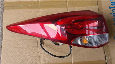 Hyundai i40 komi bal hátsó külsö lámpa  924013z5