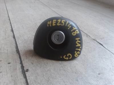 SUZUKI WagonR+ Csomagtérajtó dugózár