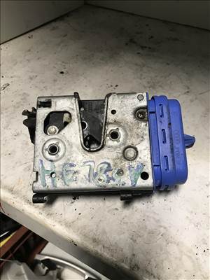 Audi A3 (8L) * jobb hátsó zár 4a0839016d