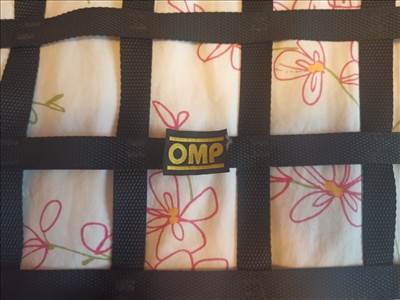 versenyautóablak védőháló (OMP)