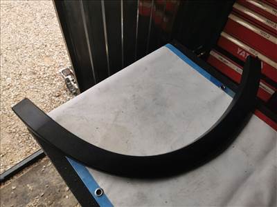 Volvo XC40 VOLVO XC40 Jobb hátsó Sárvédő Díszléc 31448329