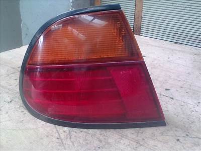 NISSAN ALMERA 96-98 Bal külső hátsó lámpa