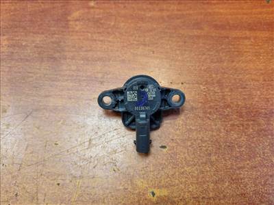 FIAT ABARTH 500 / 595 / 695 Jobb-Bal első Oldal Ütközés Érzékelő