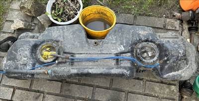 BMW 3-as sorozat e36 compact tank + üzemanyag szintjelző 