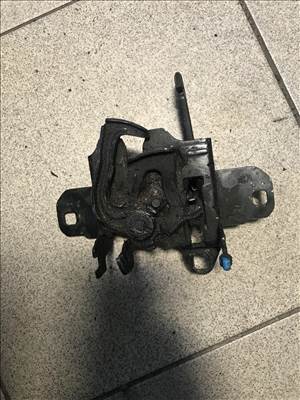 Seat León I 1M / géptető nyitó szerkezet 1m0823503