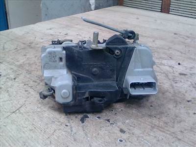 CITROEN XSARA PICASSO -04 Jobb első ajtó zárszerkezet központizáras