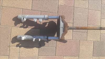 Peugeot Elyseo 125 első teleszkóp