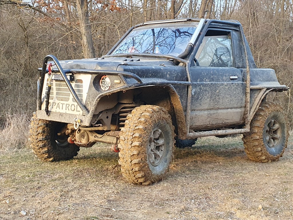 Épített Nissan Patrol Y60 eladó 2. kép