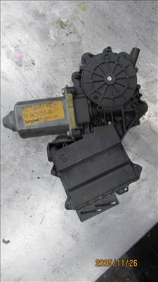 Volkswagen Sharan I Jobb első ablakemelő motor  7m0959802a