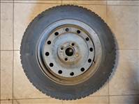  4x100 lyukosztású 14" használt (gyári felni) lemezfelni, rajta 165/70 használt Hankook téli gumi 
