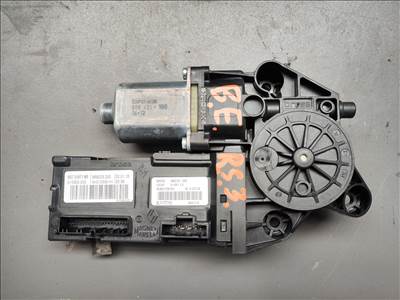 Renault Scénic III bal első ablakemelő motor  807319718r 0130822479