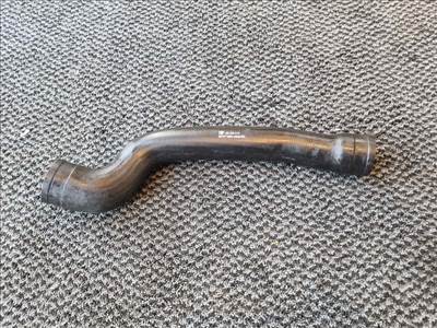 Opel Astra H intercooler cső 55556012